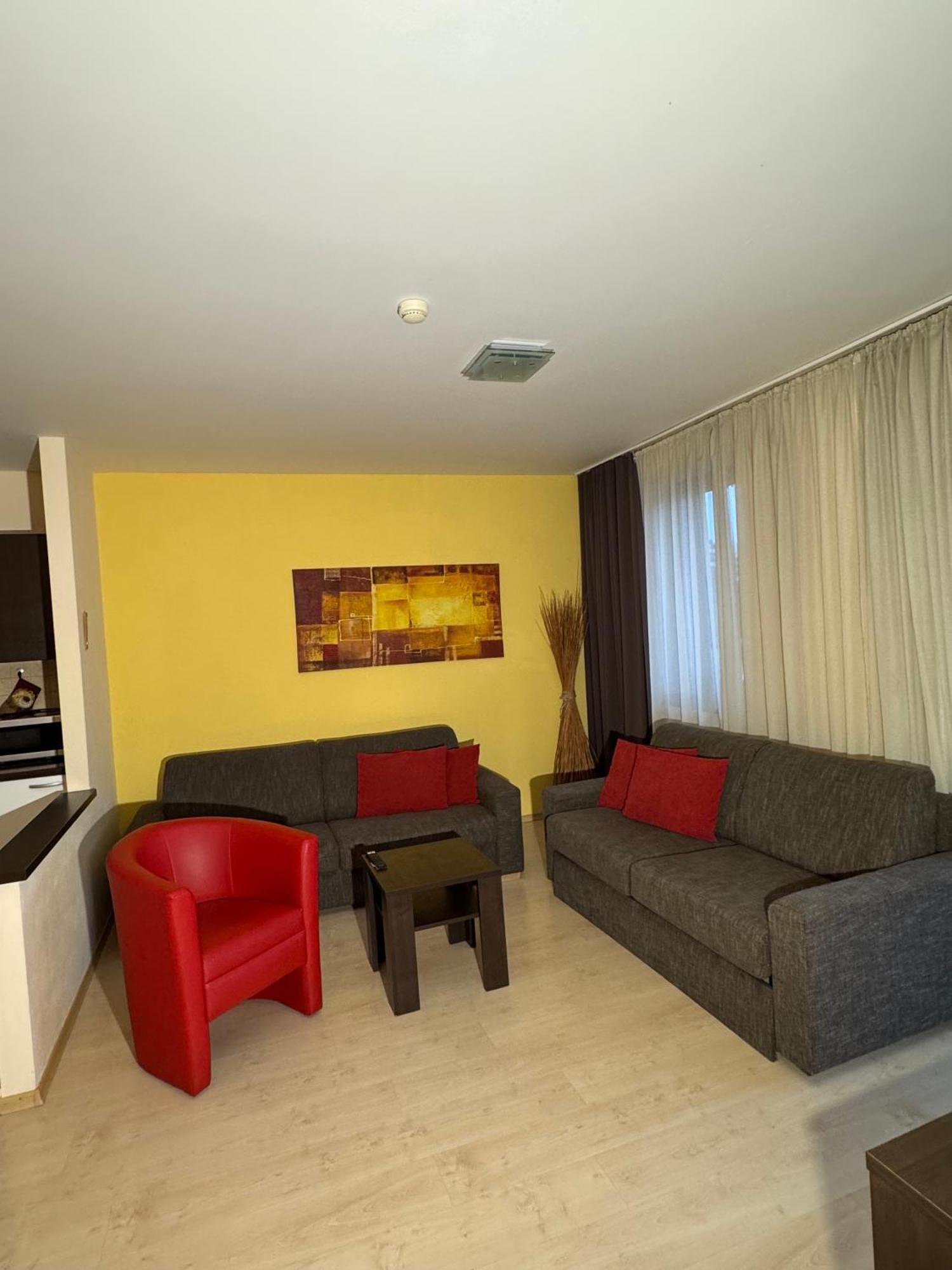 Apartman Paradise เบเชนยอวา ภายนอก รูปภาพ