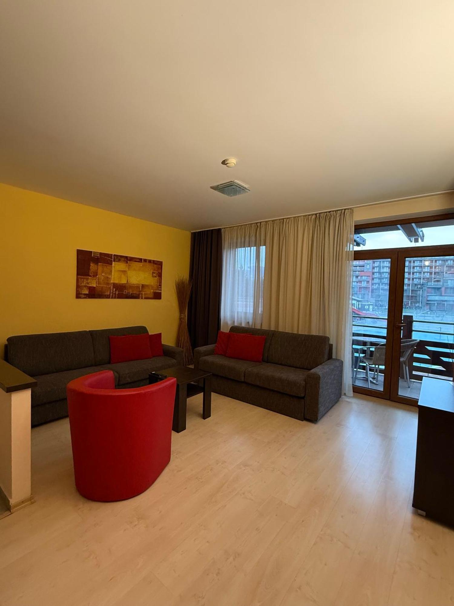 Apartman Paradise เบเชนยอวา ภายนอก รูปภาพ